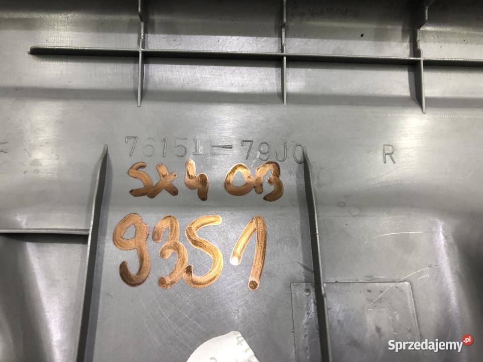 LISTWA OSŁONA PRAWA SUZUKI SX4