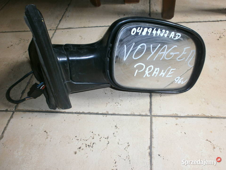 CHRYSLER VOYAGER LUSTERKO PRAWE 04894422AD sprzedam