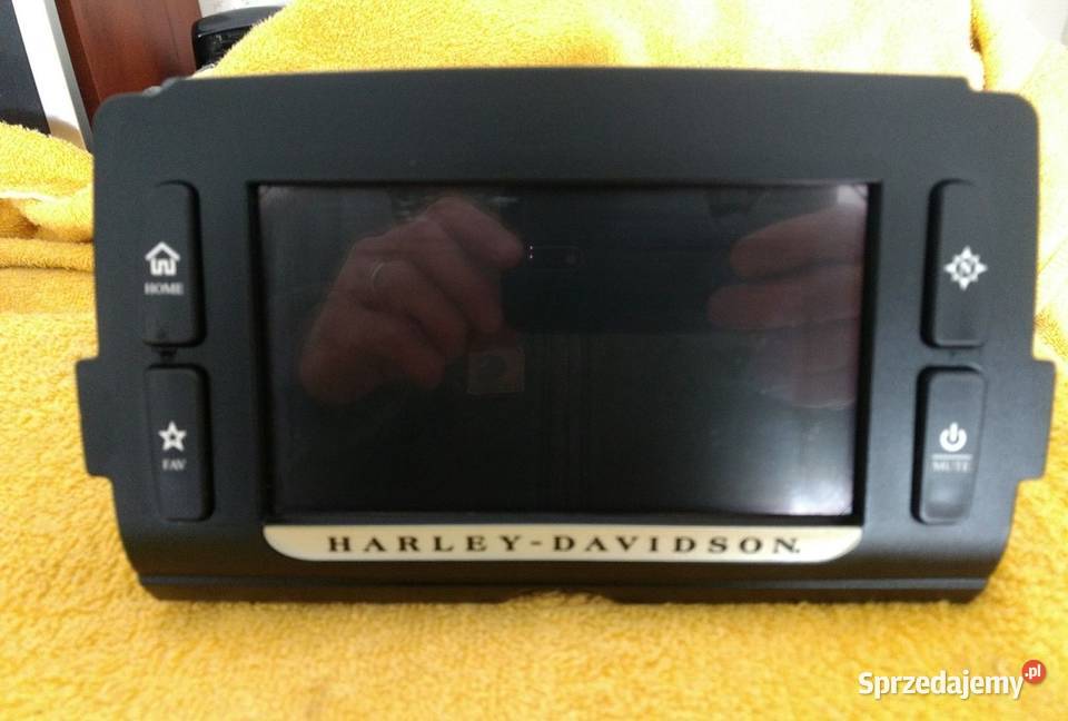 Harley Electra Street Glide Road Glide radio