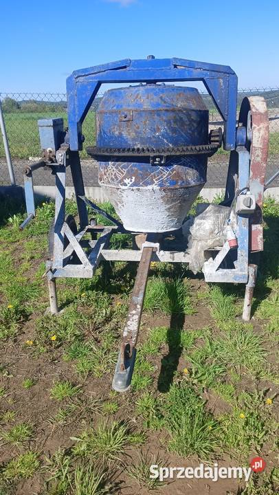Betoniarka 250 L Pruchnik