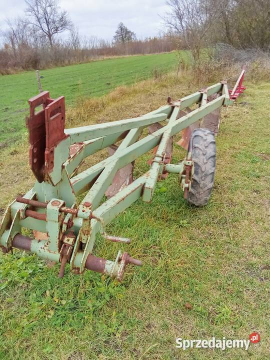 Pług pięcioskibowy Tuczna sprzedam