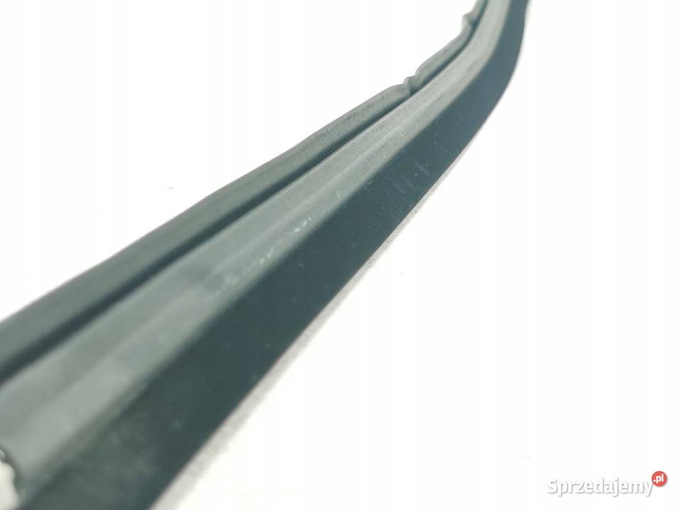 USZCZELKA SZYBY DRZWI LEWY PRZÓD FORD FOCUS II sprzedam