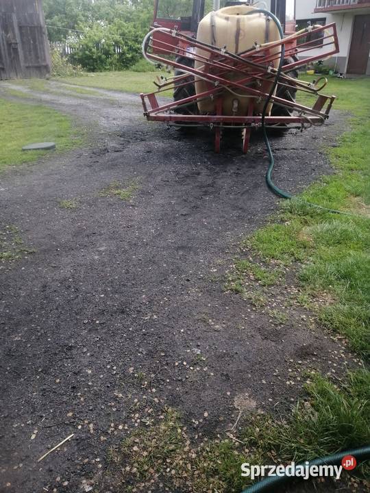 Opryskiwacz 400 l Zawieszane Rossosz