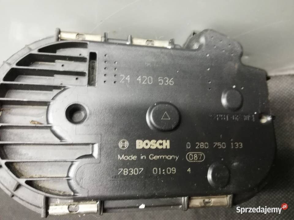 Opel Corsa D 14 12 10 B przepustnica Swarzędz