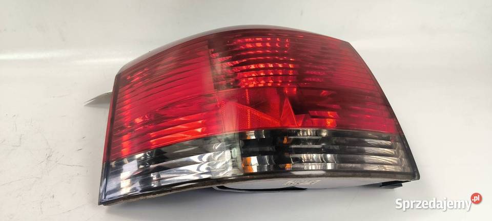 LAMPA LEWA TYŁ OPEL SIGNUM Lipno