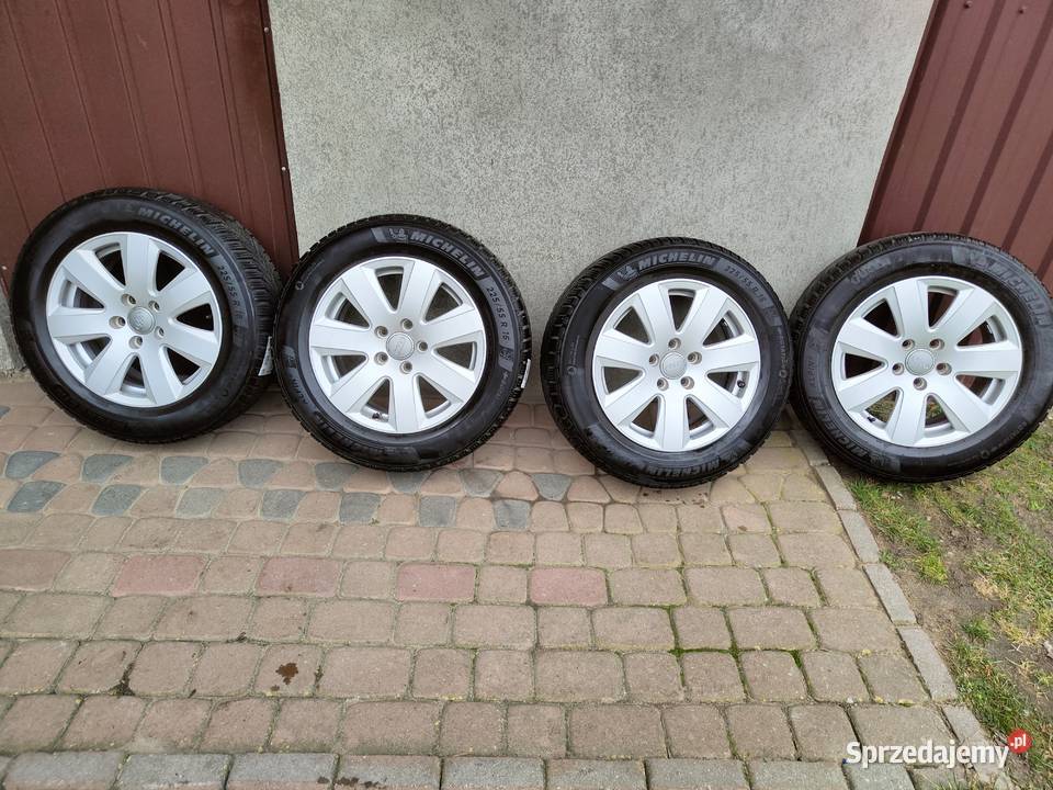 Opony z felgami Audi A4 B8B9 Super Stan Zwoleń