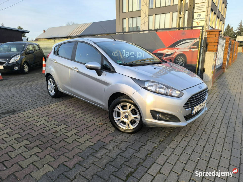 Ford Fiesta 10 i 80 Klimatyzacja Podgrzewane serwisowany w ASO Ford Łuków