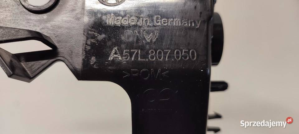 VW TAYRON ŚLIZG ZDERZAKA PRAWY TYŁ 57L807050 Części montażowe dolnośląskie