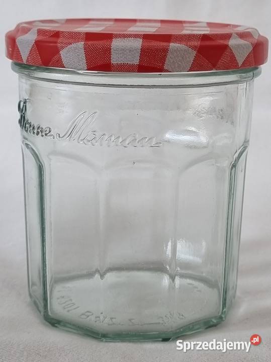 Szklane słoiki z kolorowymi pokrywkami w kratkę
