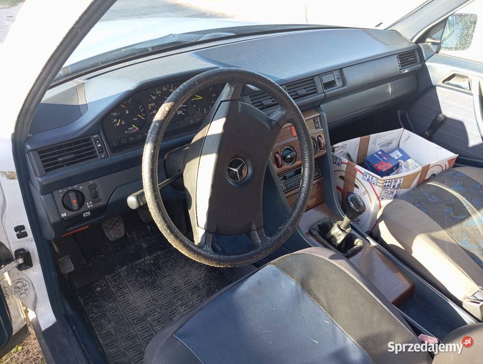 Mercedes w124 20 benzyna 230000km Koszalin