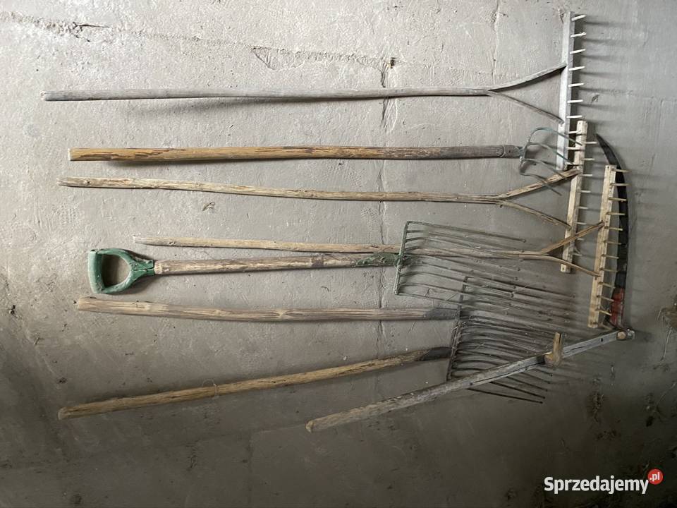 Narzędzia rolnicze retro Zawieprzyce-Kolonia