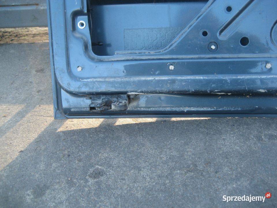 vw caddy 0314r drzwi tył lewe skrzydełka szare osobowe wielkopolskie Rakoniewice sprzedam
