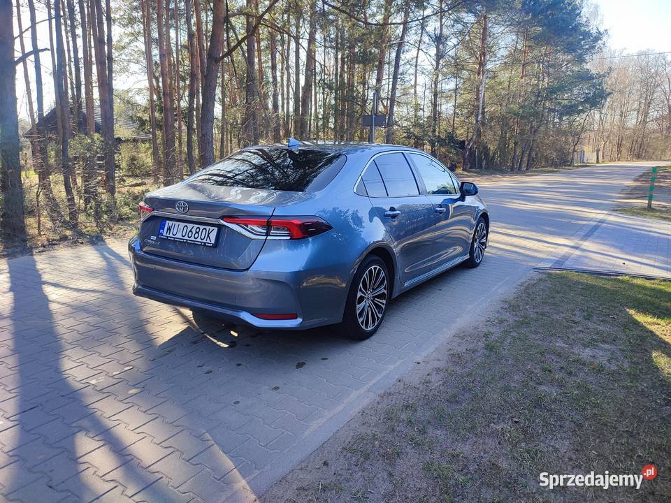 Toyota Corolla E21 sedan 16 Benz lpg Corolla Łochów