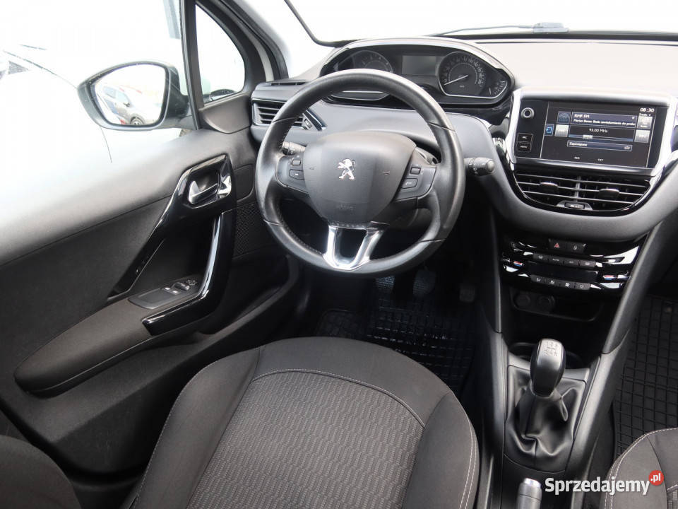 Peugeot 208 12 PureTech Łódź