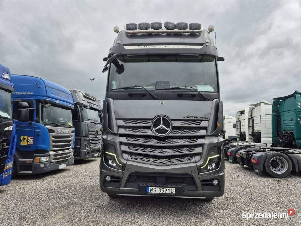 Mercedes Actros Rok produkcji 2022 Komorniki