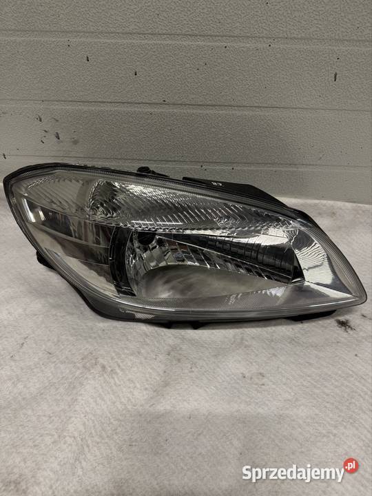 Lampa prawy przód Skoda Roomster II Fl Fabia II Jasienica sprzedam