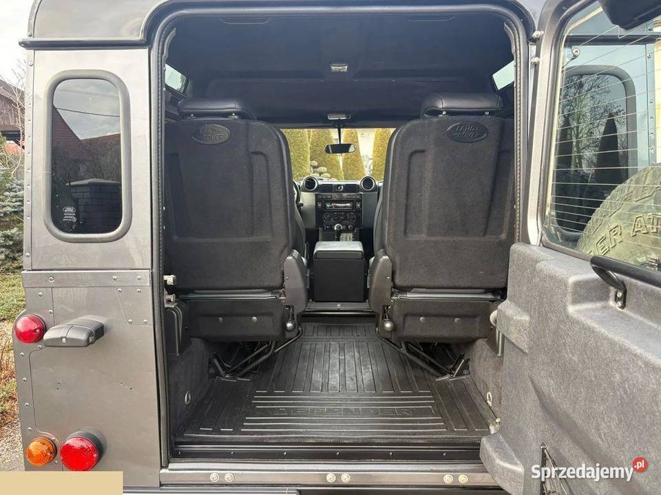 Land Rover Defender Limited Edition 90 DPF E 122 Krotoszyn