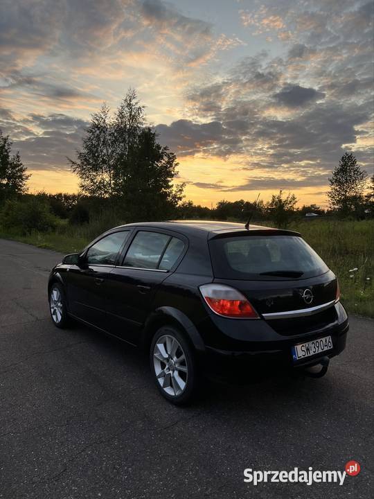 Opel Astra H 18 benzyna Trawniki