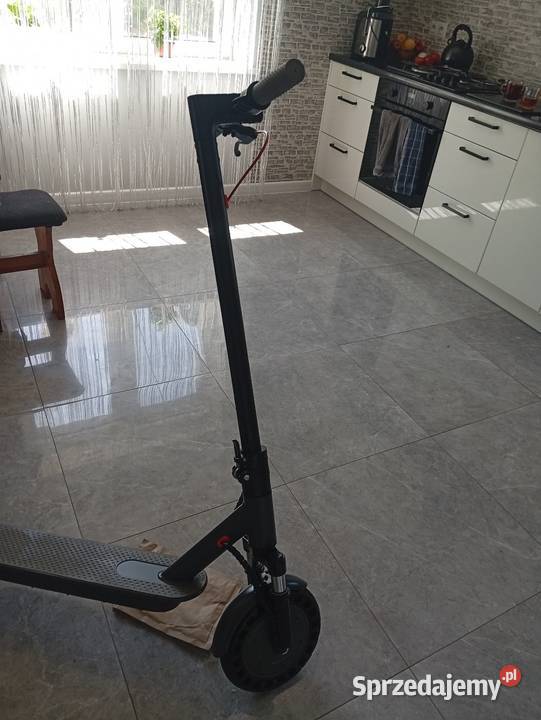 Hulajnoga składana elektryczna Chruściele