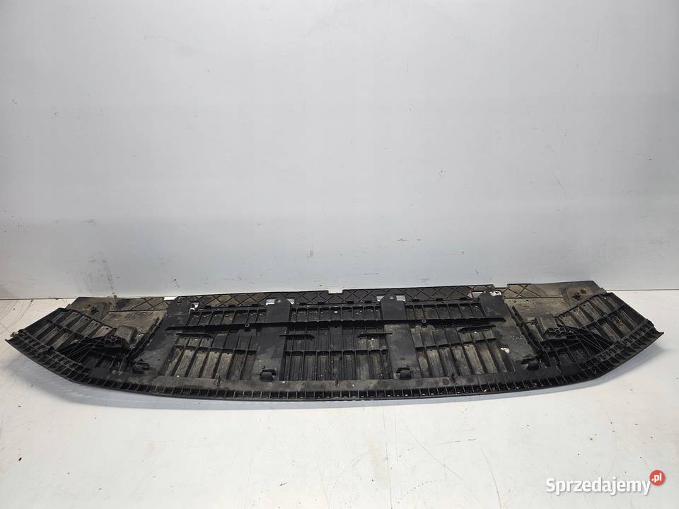 OSŁONA PŁYTA POD ZDERZAK AUDI Q3 8U 8U0807233A Przystajń