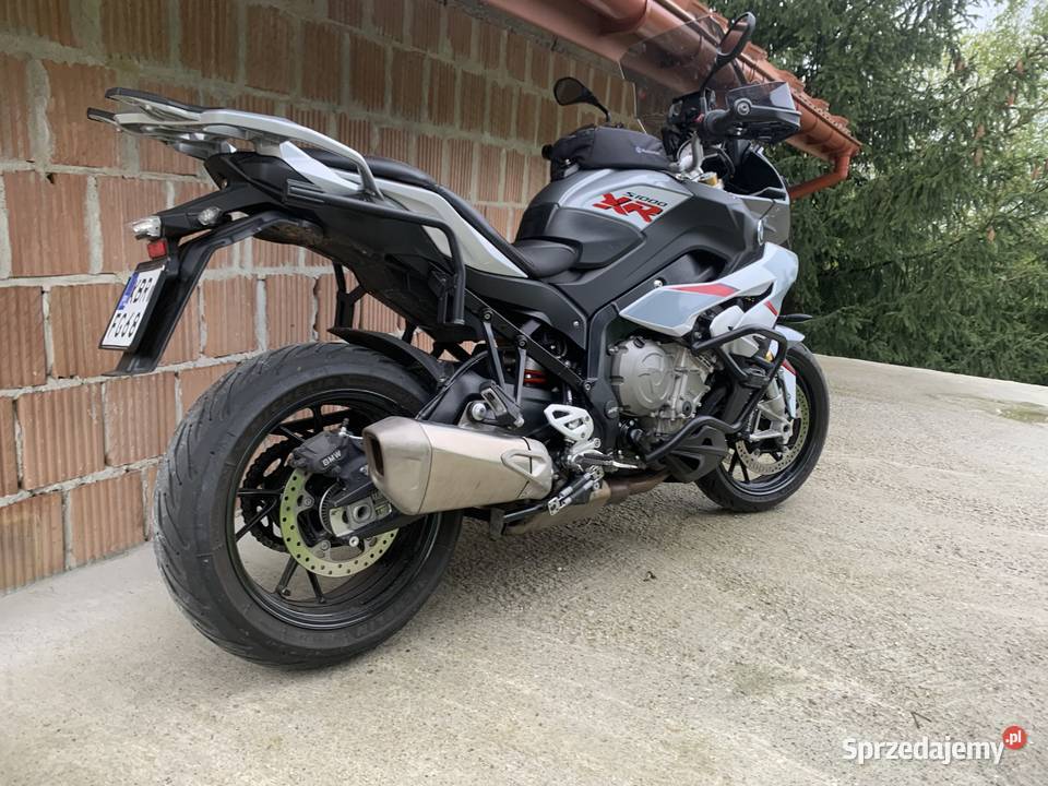 BMW S1000XR