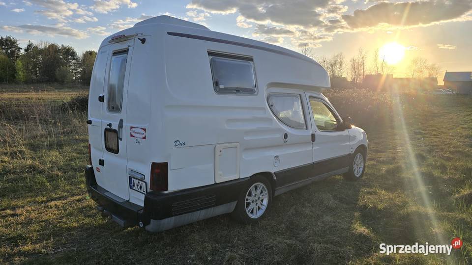 Peugeot Partner Romahome Kompaktowy kamper Warszawa