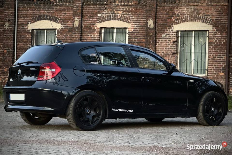 BMW E87 20 Diesel seria 1 2009 Zadbana Seria 1 Świętochłowice
