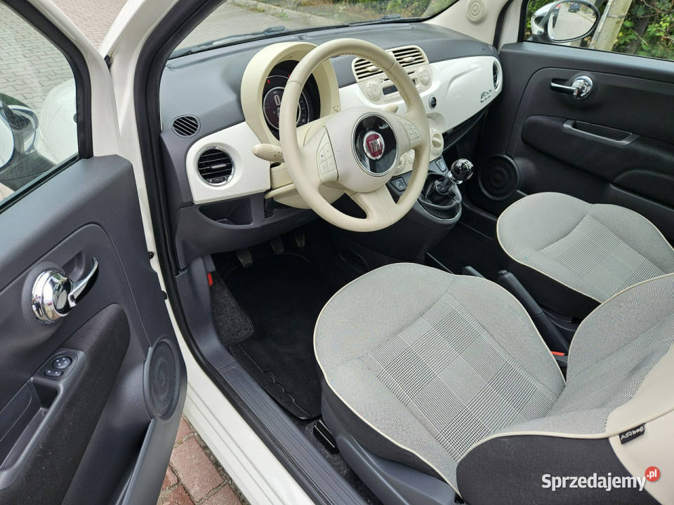 Fiat 500 Klimatyzacja Komputer Szklany dach I wielofunkcyjna kierownica Ruda Śląska