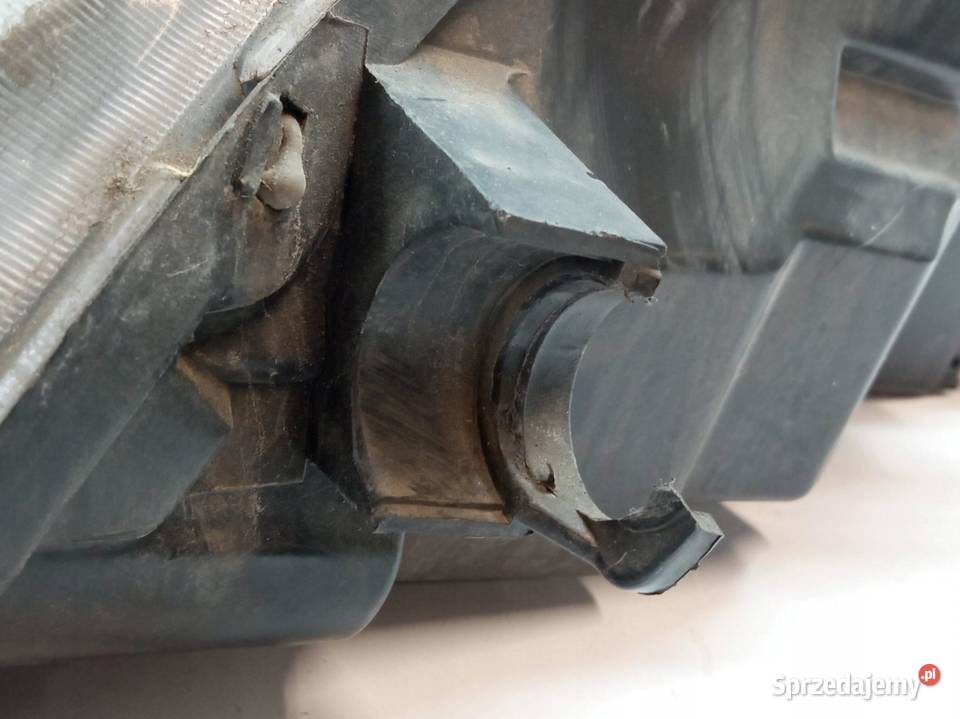 LAMPA PRZÓD PRAWA EUROPA Seat Leon II 20052012 świętokrzyskie