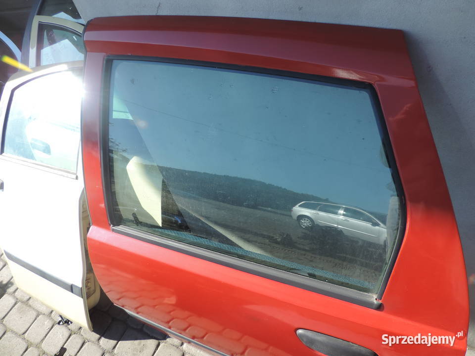DRZWI LEWE TYLNE FIAT PUNTO 2 5D 199A Rok produkcji 2000 Nowy Sącz sprzedam