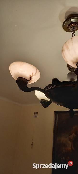 Pięcioramienny mosiężny żyrandol klosze Skierniewice