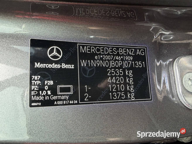 MERCEDESBENZ EQA 300 4MATIC 2023 EE 228 Warszawa