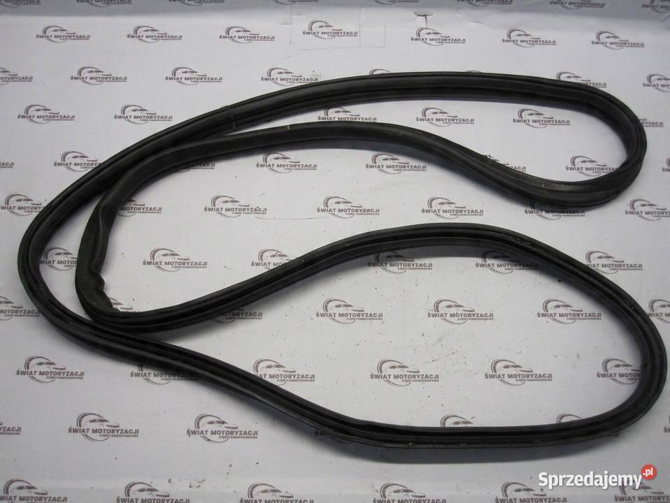 CITROEN DS3 LIFT 15r uszczelka klapy tył Karoseria