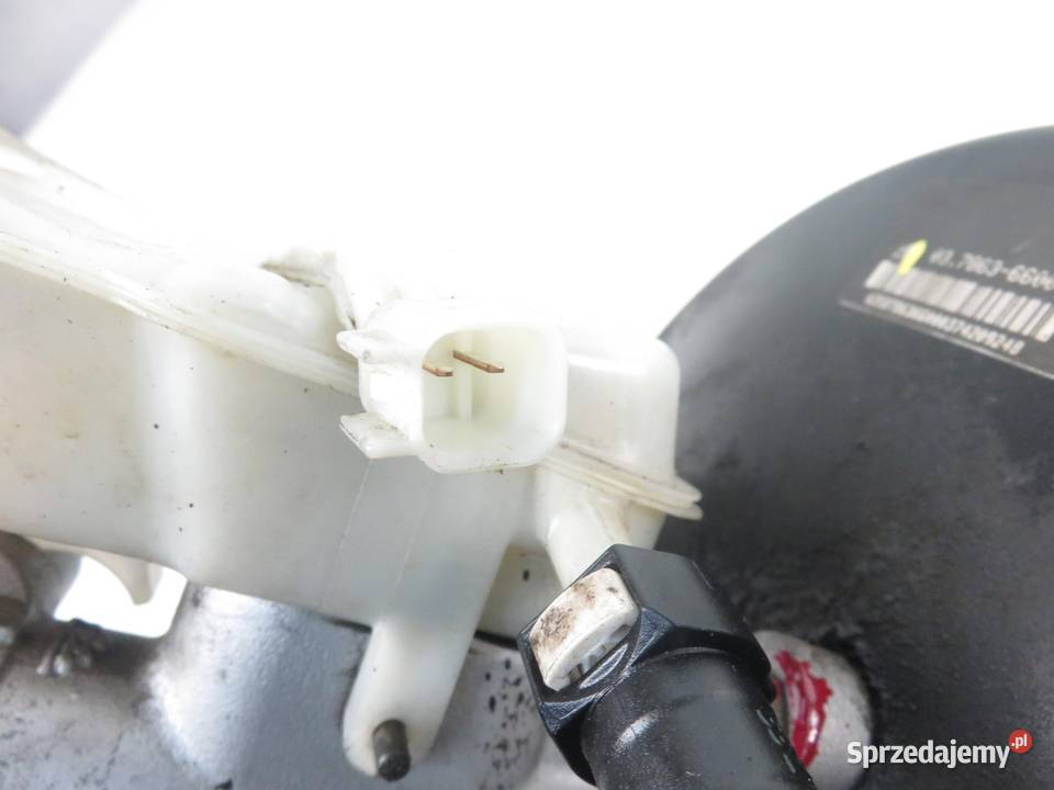 SERWO MAZDA 3 13 03786366004 osobowe sprzedam