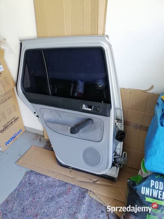 DRZWI LEWE TYŁ TYLNE KOMPLETNE VW GOLF IV HB podkarpackie Rzeszów