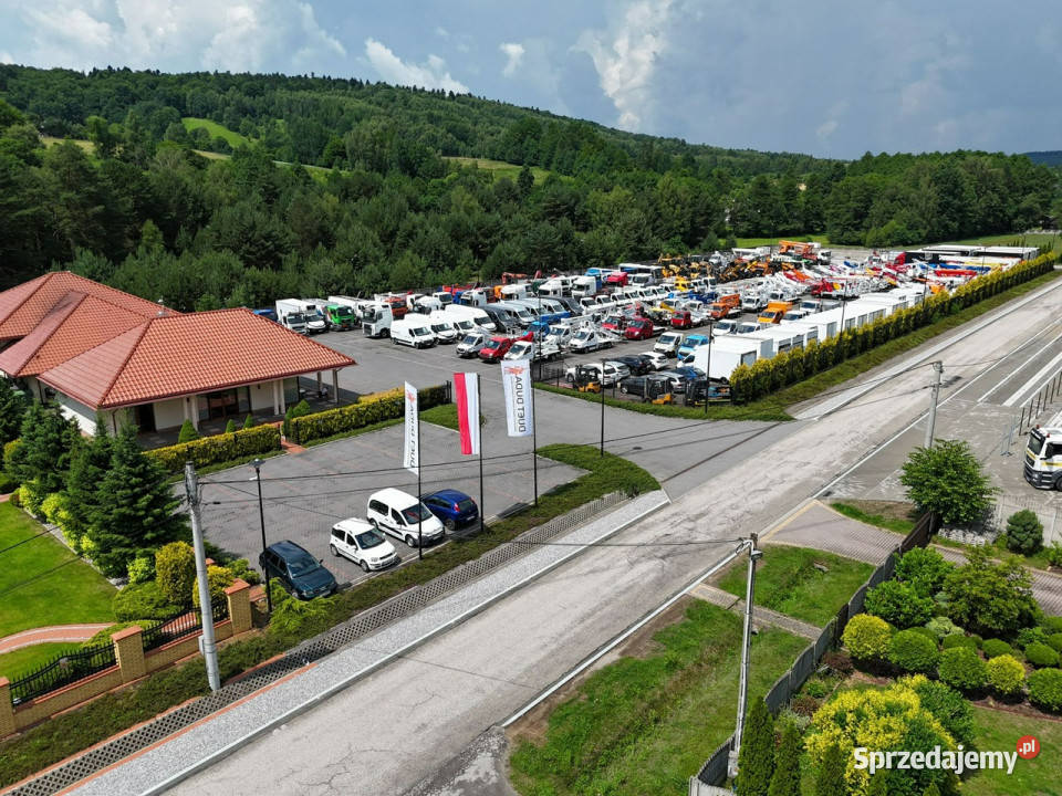 Nissan Zwyżka Podnośnik Koszowy 4X4 CABSTAR