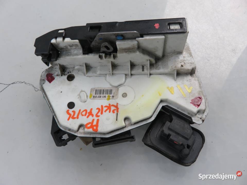 ZAMEK PRAWY PRZEDNI VW GOLF VI 5K1837016