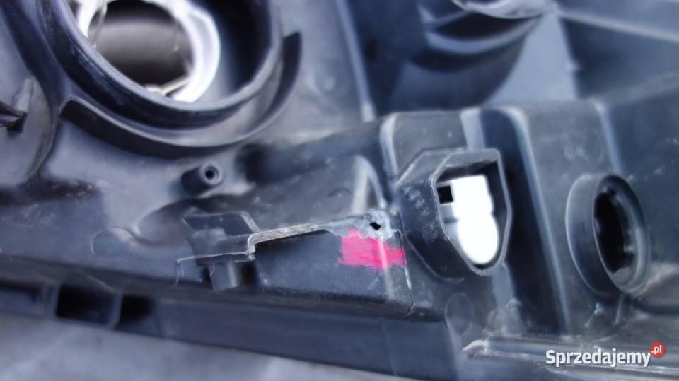 LAMPA PRZOD PRZEDNIA LEWA DACIA LODGY DOKKER Części samochodowe śląskie Ruda Śląska