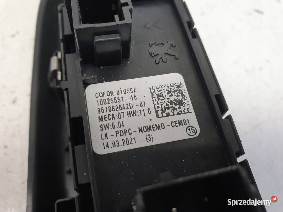 Opel Corsa F LEWY PANEL STERWANIA SZYBĄ przód Wyposażenie wnętrza Chełm