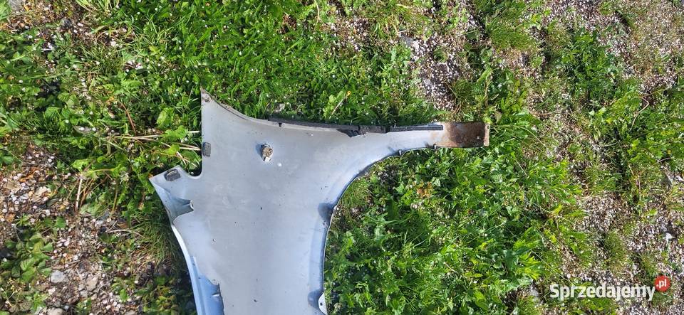 Toyota Avensis Verso Błotnik Prawy Gorzyce