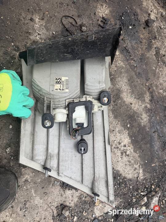 Lampa tył Opel Vectra C zewnętrzna Lampy cofania Ostrów Wielkopolski
