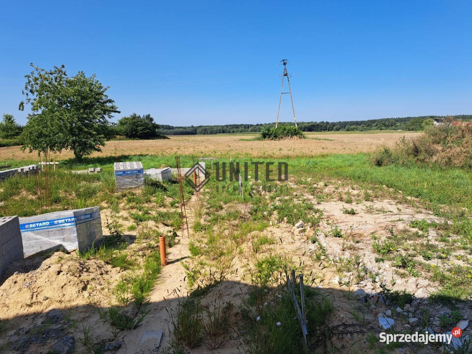 Działka z rozpoczętą budową Ostrowina sprzedam