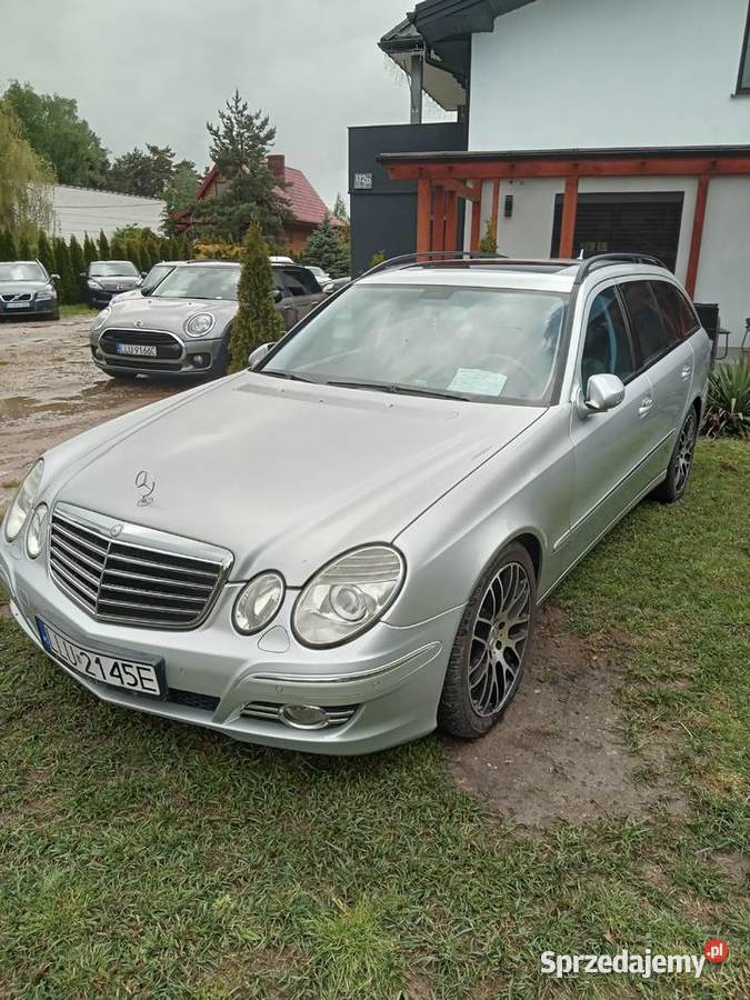Ładny Mercedes w211 bez rdzy przebieg 251 takich Łuków