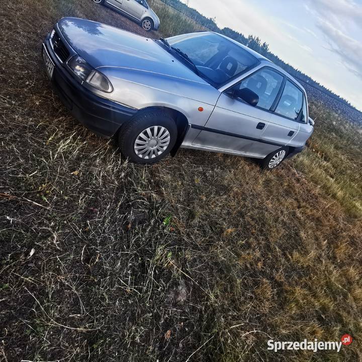 Zadbany opel Astra 2001r14 8v gaz