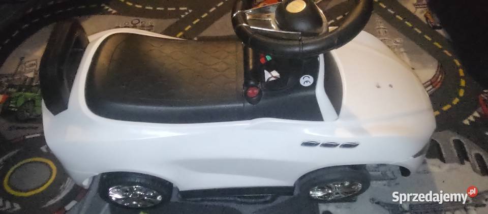 Samochod elektryczny z akumulatorem 6V