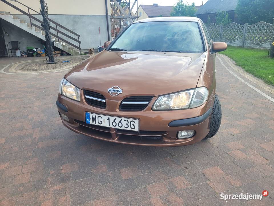 Nissan Almera 15b