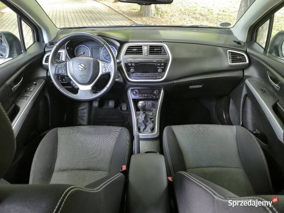 Suzuki sx4 s cross 16b LIMITE Bezwypadkowy Top sprzedam