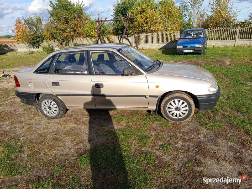 Opel Astra 14LPG 2 Właściciel 140000 Wygiełzów