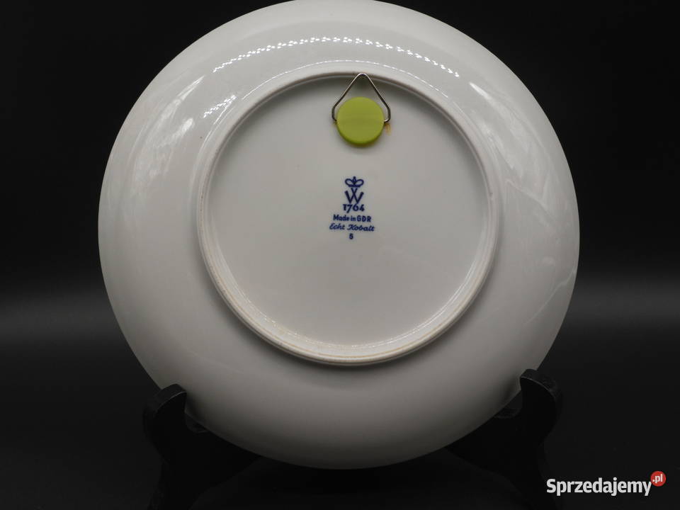Talerz kolekcjonerski Wallendorf z 1984 roku z wielkopolskie Raszków