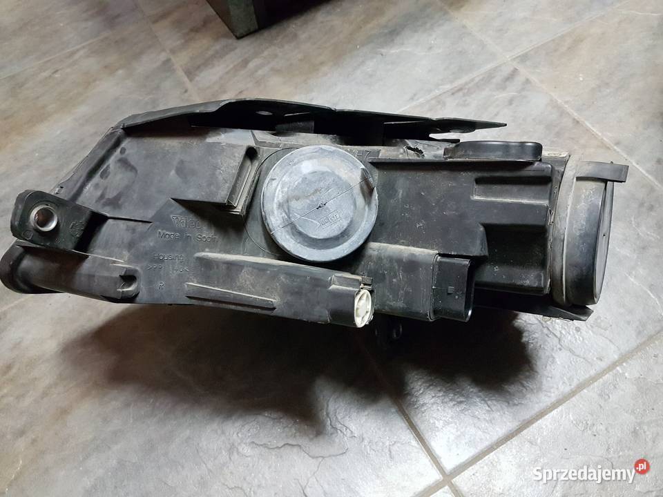 VW PASSAT B6 REFLEKTOR PRAWY LAMPA PRAWA prawe wielkopolskie sprzedam